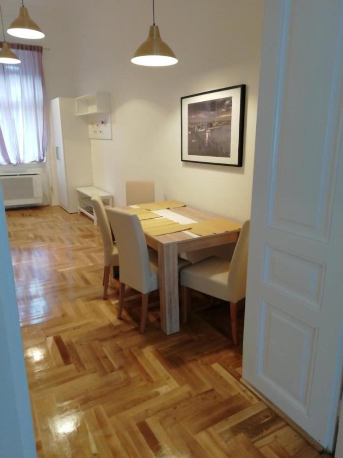 Luxury New Cozy Flat At Dob Street Nearby Gozsdu Court Apartment Budapest Bagian luar foto